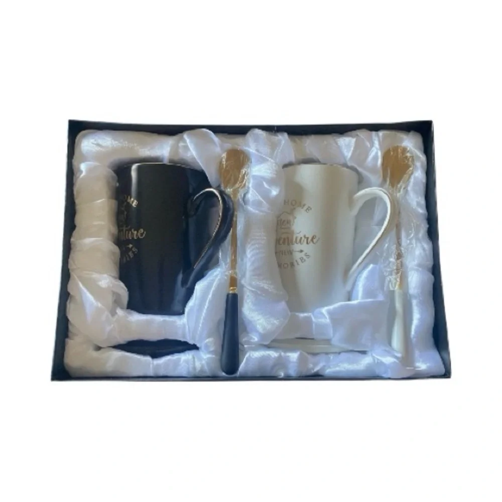 NWT-HOUSE WARMING GIFT-Elegant Black and White Mug Set with Gold Spoons